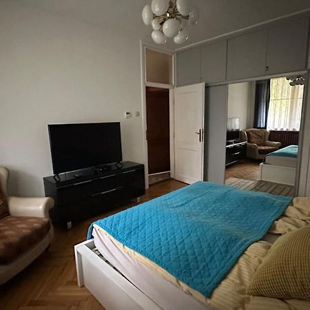 Cosy Apartman In Green Buda Будапеща Екстериор снимка